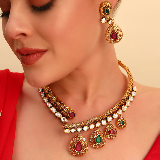 Designer Kundan Hasli Necklace Set